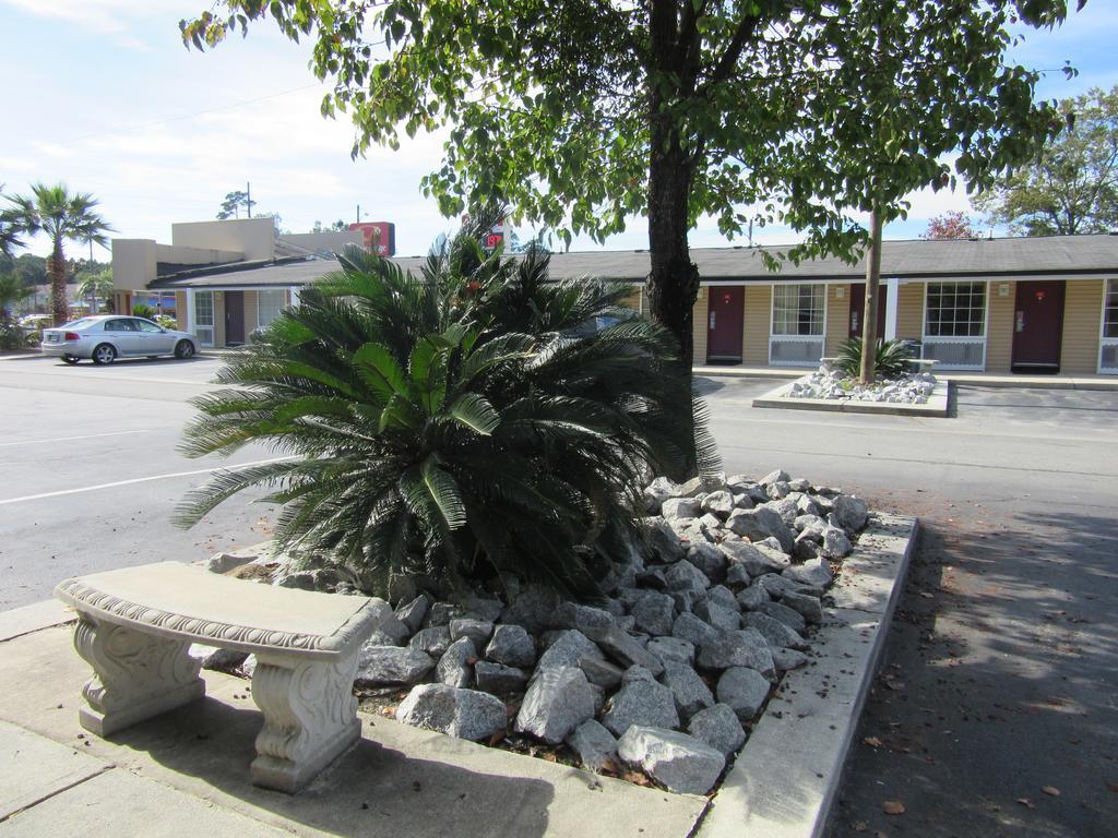 Econo Lodge Pooler - Savannah I-95 Exterior photo