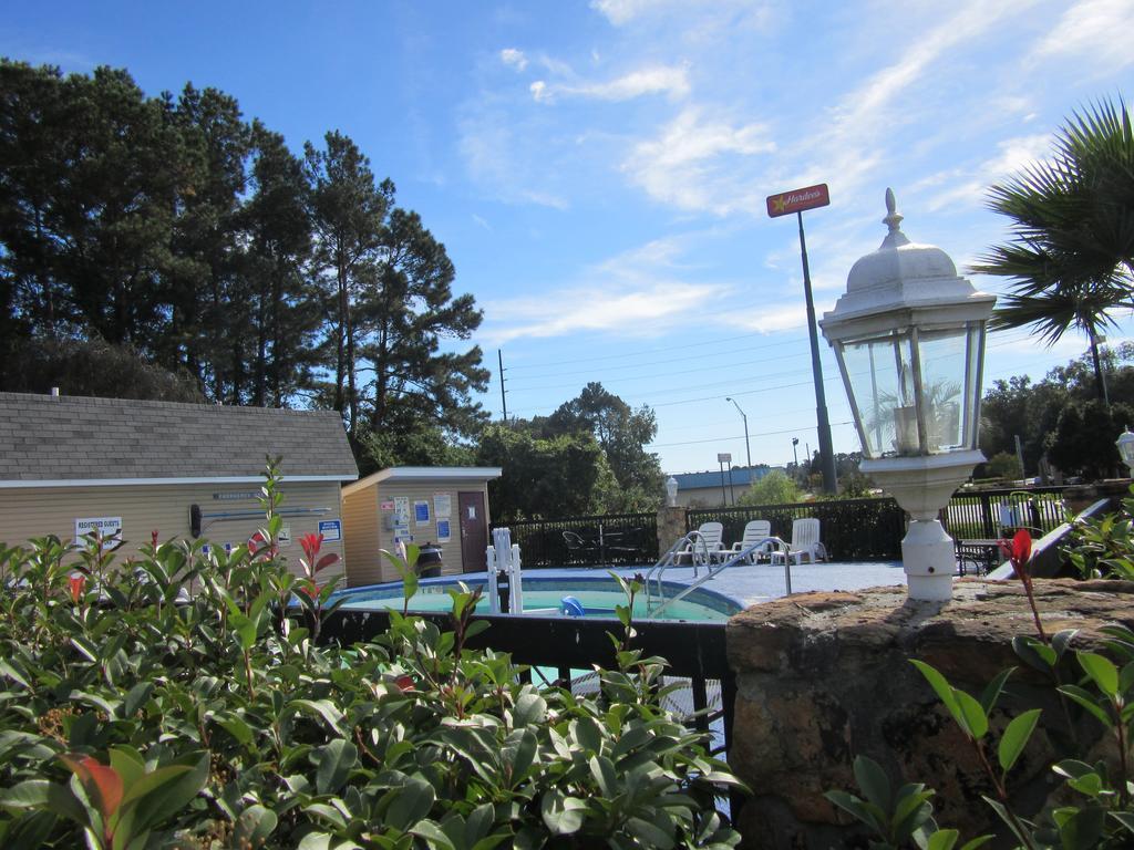 Econo Lodge Pooler - Savannah I-95 Exterior photo